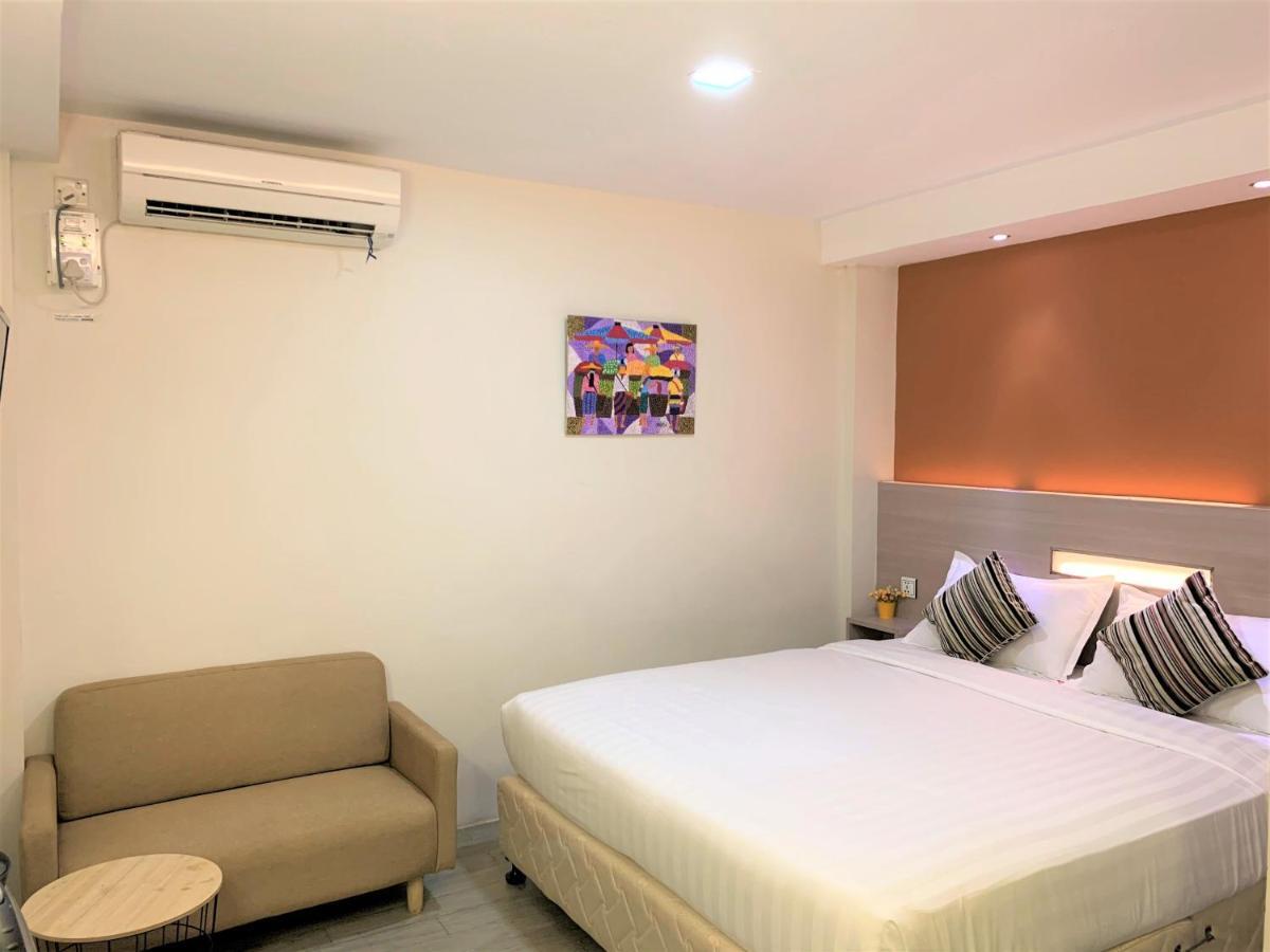 The Vibe Inn Yangon Quarto foto